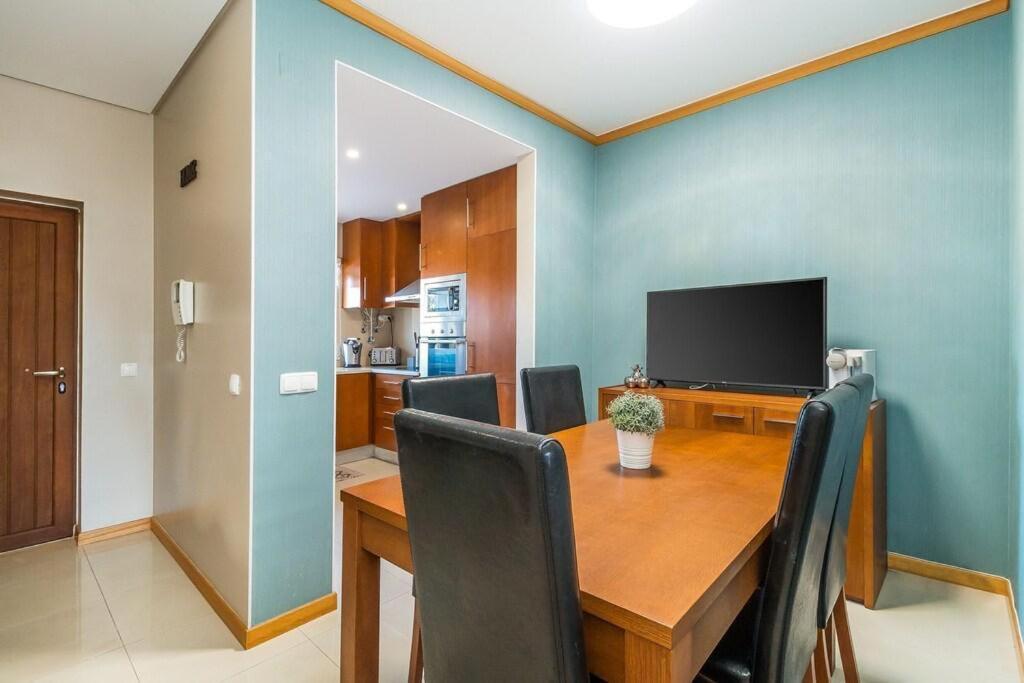 Vakantiehuis Fantastic Townhouse With Pool And Sea Views *